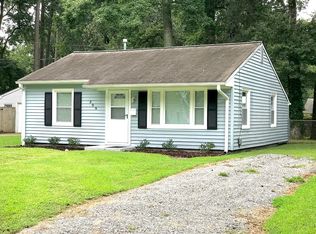 206 Beverly St, Hampton, VA 23669