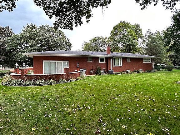 2nd image of 12124 S 68th Ct