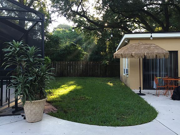 2nd image of 2805 Parkland Dr