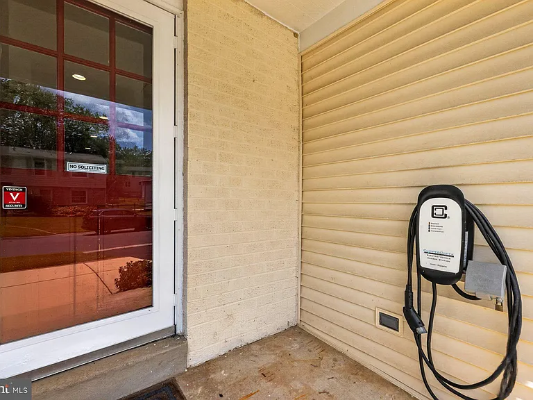 4009 Shallow Brook Ln — Photo 29