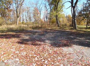 11 Miller Dr, Carnegie, PA 15106