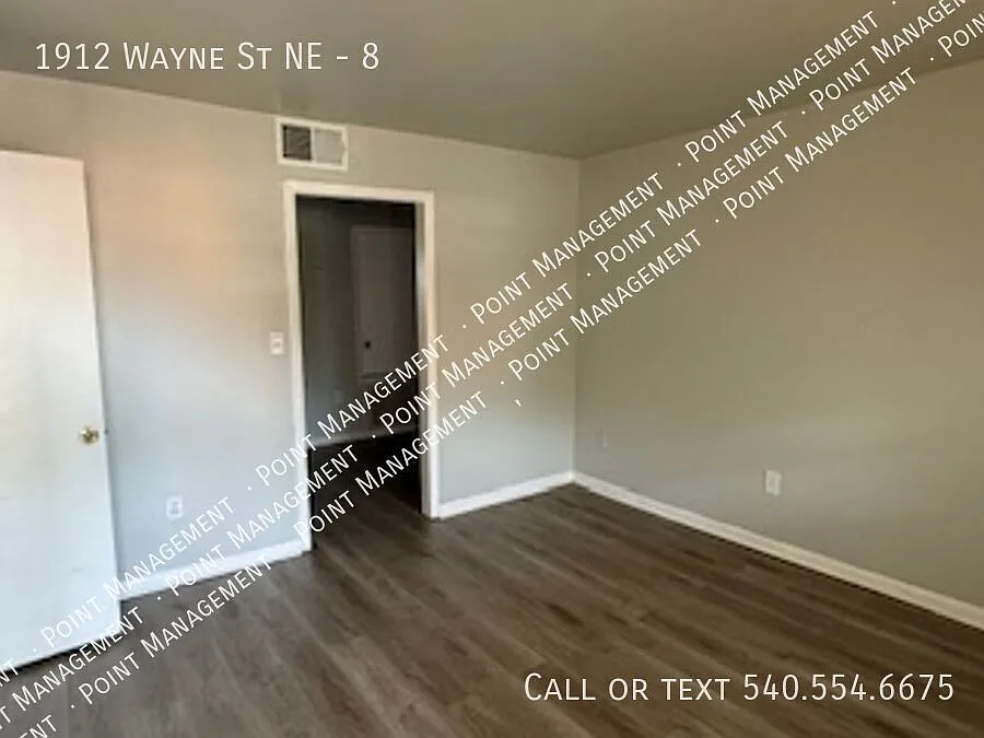 1-Bedroom Apartment Convenient Location off Williamson Rd! — Photo 2