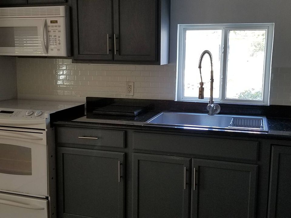 1st image of 258 Palm Castle Dr