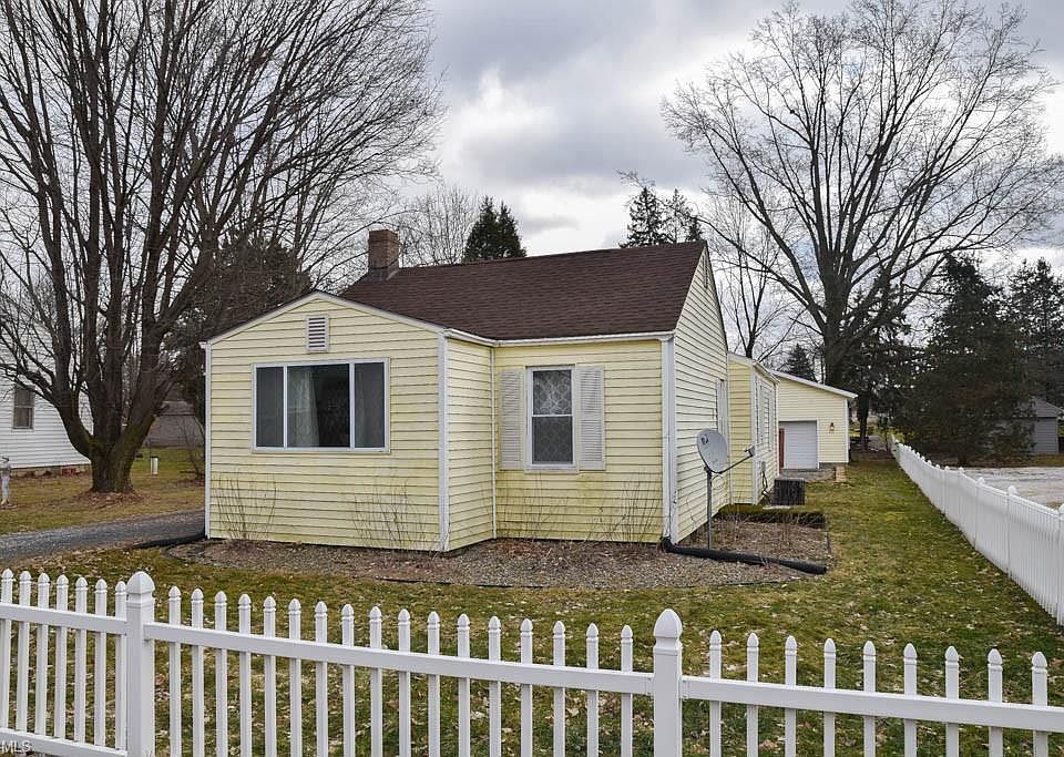 1st image of 4140 Homeland Ave NE