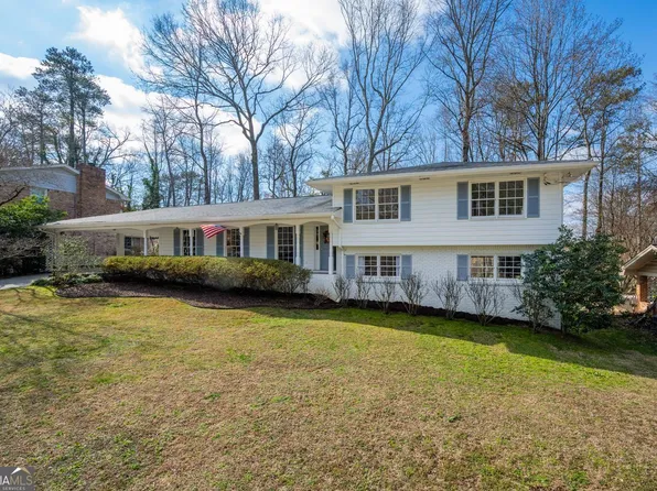 165 Devonwood Dr, Sandy Springs, GA 30328