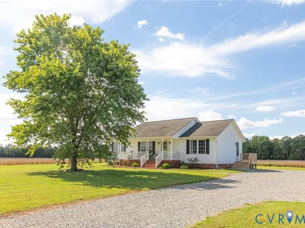 13263 Courtland Ln, Ruther Glen, VA 22546