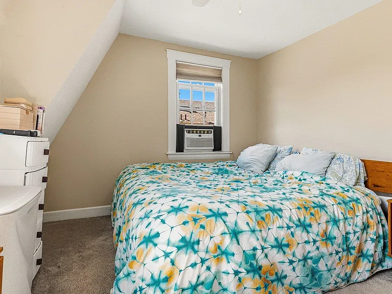 50 Raleigh Way — Photo 12