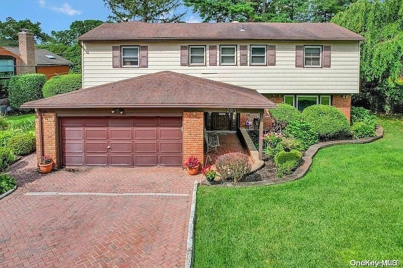 1st image of 293 Peachtree Drive