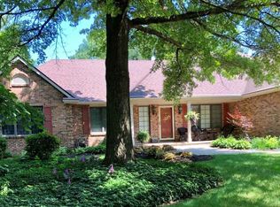 150 Riverside Rd, Rockford, IL 61114