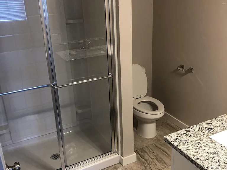 1225 E Main St — Photo 7