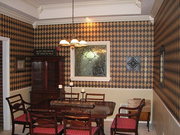 Formal Dining