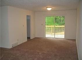 5th image of 5207 Betheny Dr