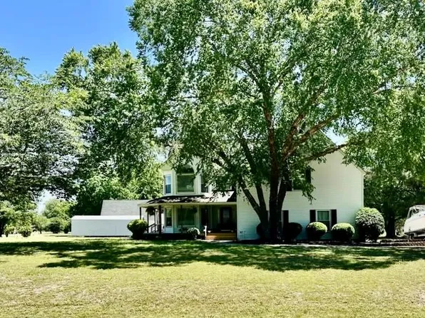 101 Fleetney Cir, Smithfield, VA 23430