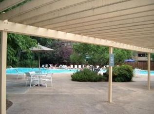 3 Hamill Rd #3E, Baltimore, MD 21210