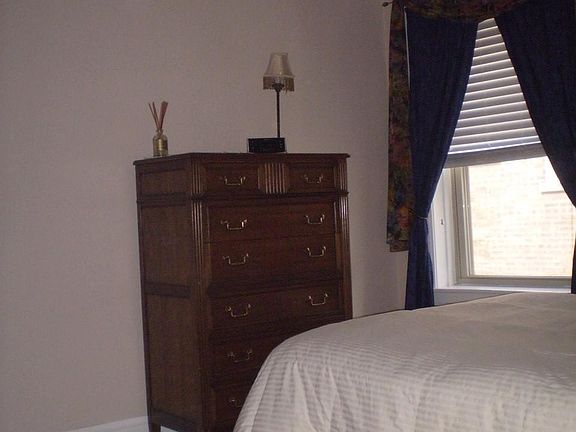 4th image of 225 N Oak Park Ave APT 2E