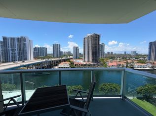 19390 Collins Ave, North Miami Beach, FL 33160