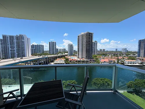 19390 Collins Ave Photo 1