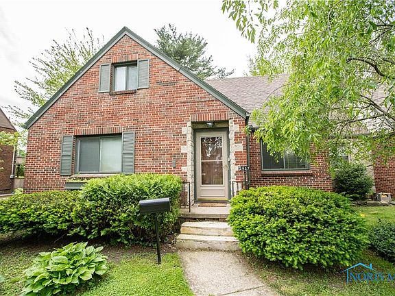 4th image of 2927 Pemberton Dr