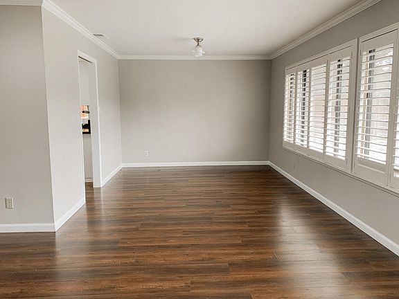 4th image of 3614 Wilmington Way