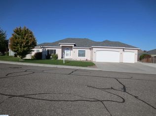 1143 Tomich Ave, Richland, WA