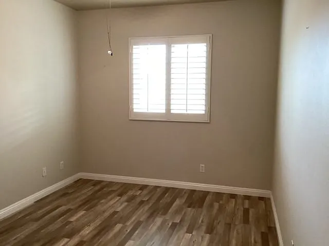 39324 Kennedy Dr — Photo 21