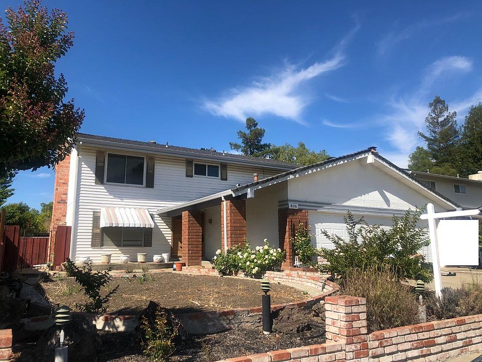 1st image of 836 Madeira Dr