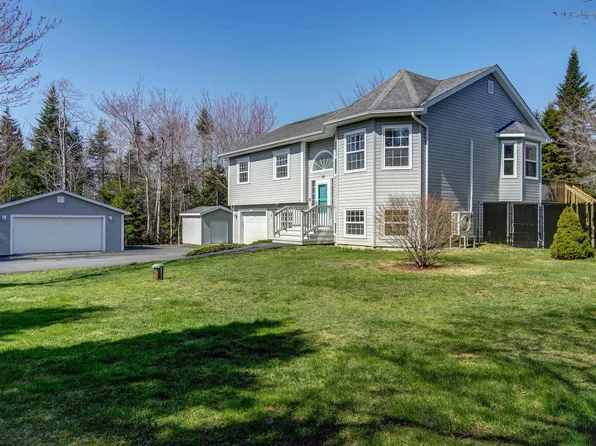 439 Newbury Rd, Halifax, NS B4B 0C6
