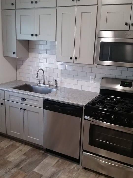 1st image of 71 Fairchild Pl