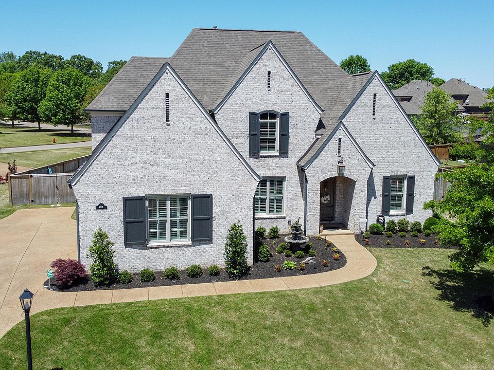 1st image of 4801 Delbridge Ct E