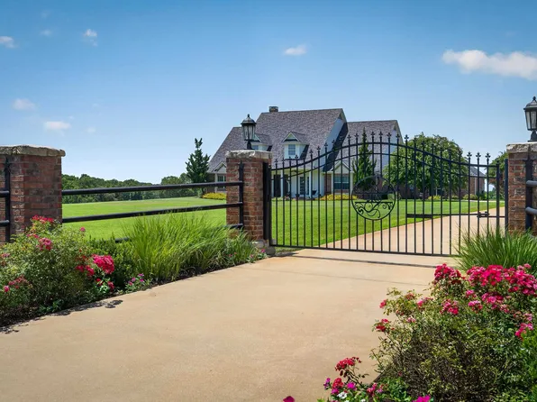 2168 Turkey Rd, Gladewater, TX 75647