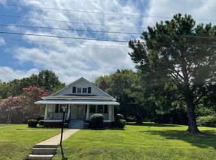 104 Peace St, Oxford, NC 27565