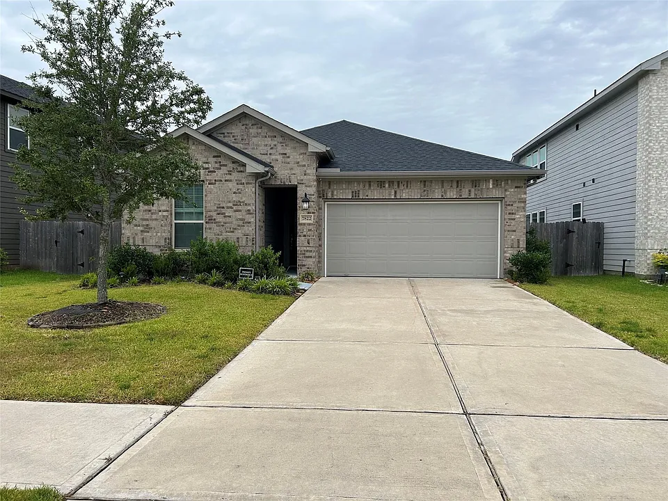 7822 Wyndham Harbor Ct