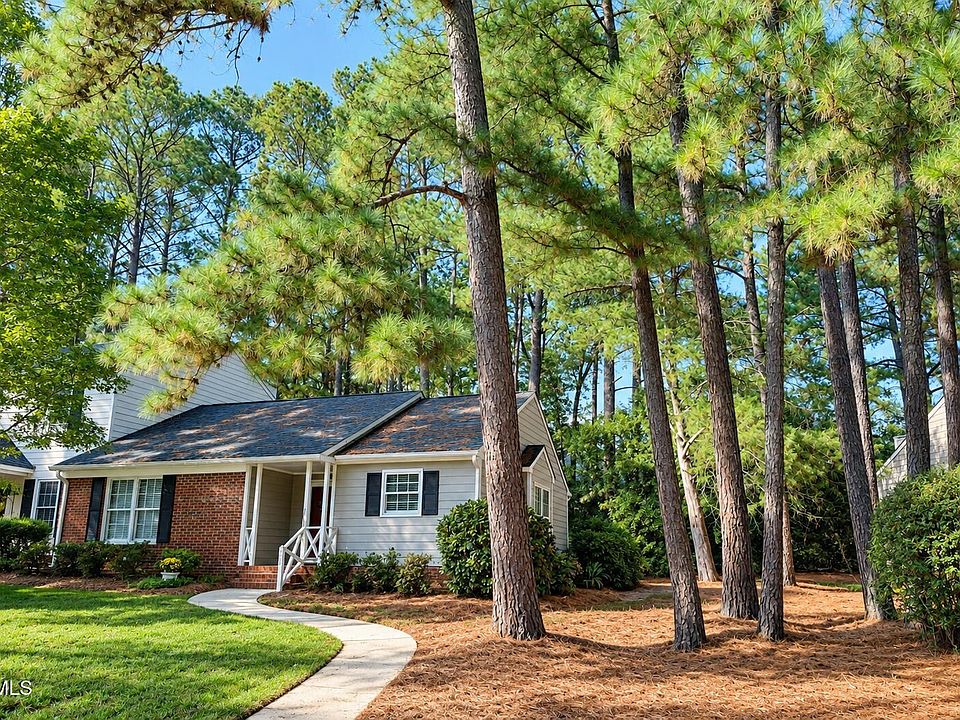 1st image of 212 Wetherburn Ln