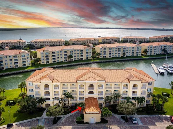 18 Harbour Isle Drive W #102, Fort Pierce, FL 34949