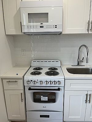 2nd image of 336 E 167th St APT 7