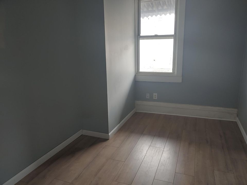 1st image of 51 S 5th St #1