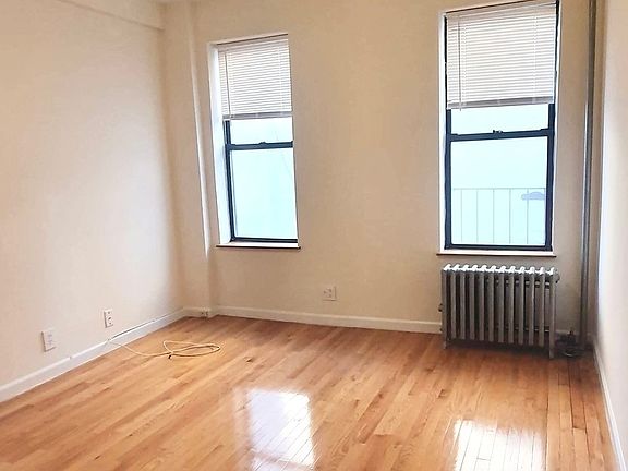4th image of 24-05 27th St #C3