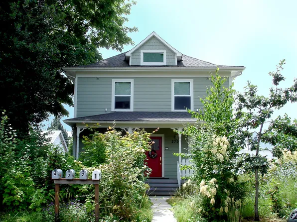 B & K Properties 3, 2703 E 8th St APT 1, Vancouver, WA 98661