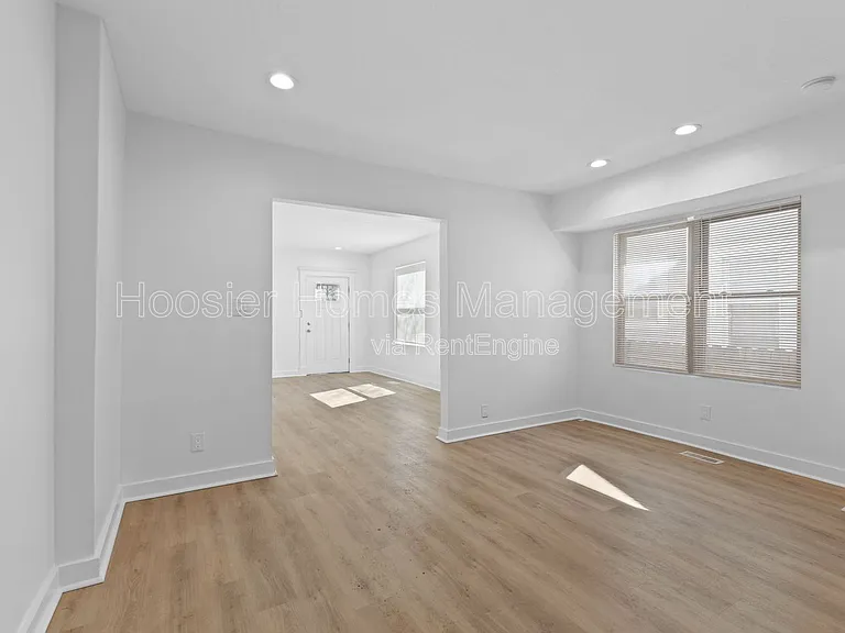 2918 Ruckle St — Photo 7
