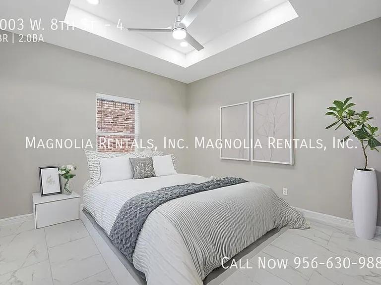 1003 W 8th St #4 — Photo 10