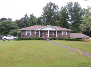 6040 Gwin Cir, Bessemer, AL 35023