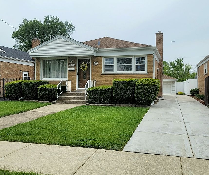 1st image of 3634 Sarah St