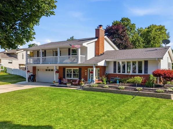 2789 N Mayfair COURT, Wauwatosa, WI 53222