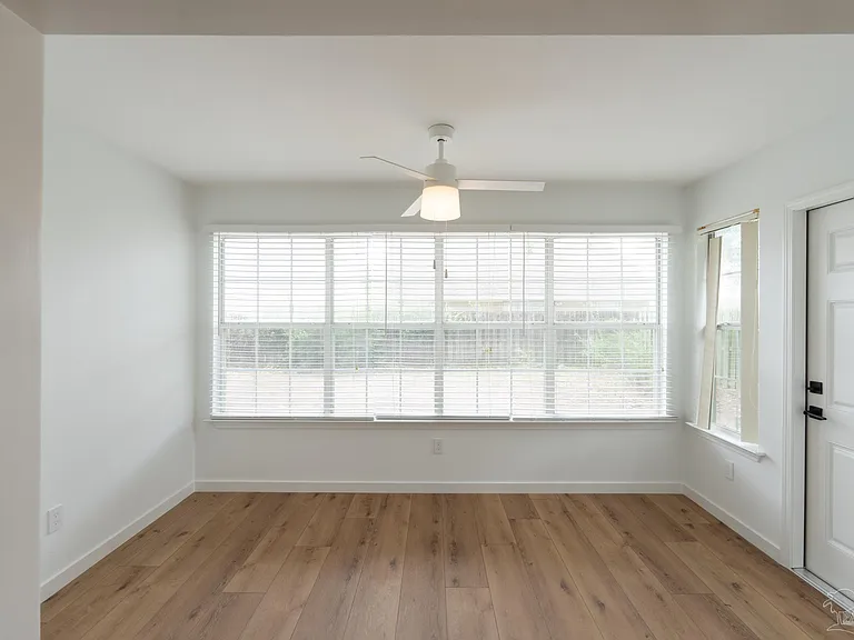 315 Mirabelle Dr — Photo 4