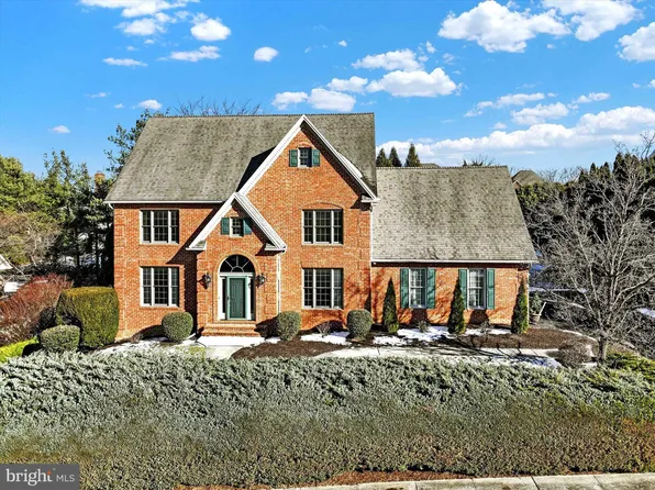 1018 Tunbridge Ln, Mechanicsburg, PA 17050