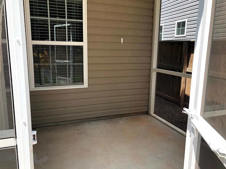 181 Cherokee Pond Ct — Photo 11