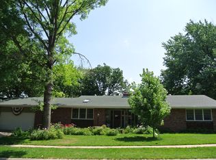 2240 N 76th St, Lincoln, NE 68505