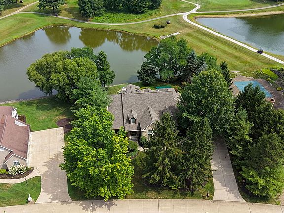 2nd image of 3825 Weymouth Woods Dr