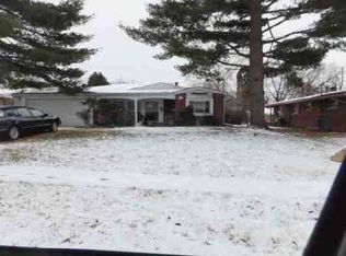 4662 Hedgewood Dr, Dayton, OH 45406