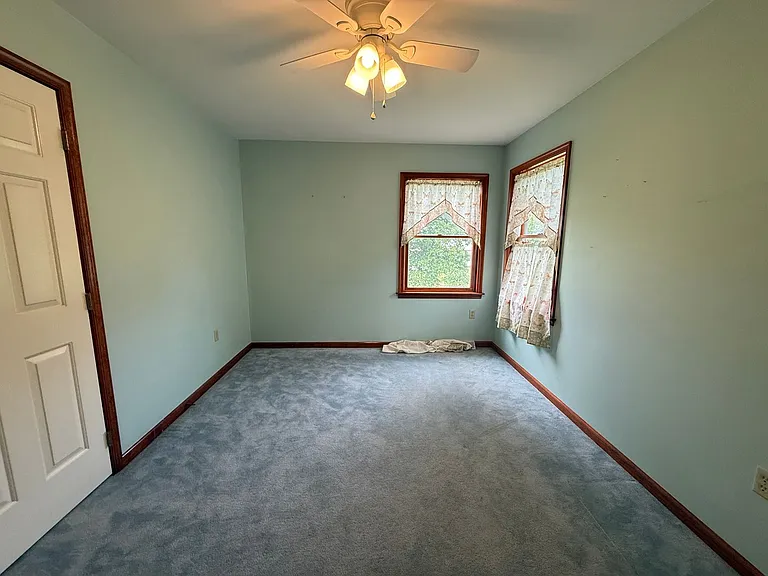 1695 Louser Rd — Photo 16